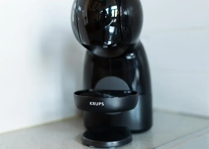 Groovy By Upperground アパート