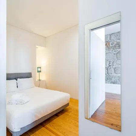 Groovy By Upperground Porto